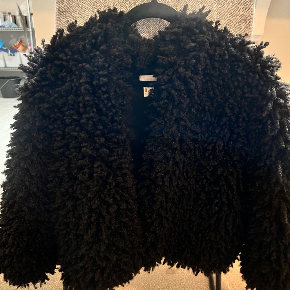 H&M Black Fall Fluffy “faux fur” “poodle jacket”